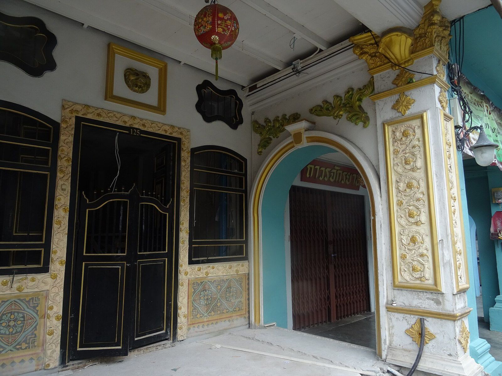 Ein Peranakan-Eingang.