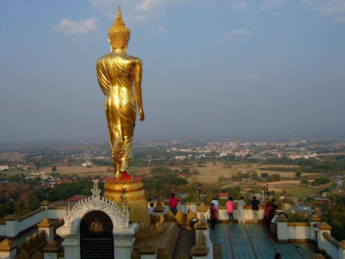 Wat Huay Mongkol