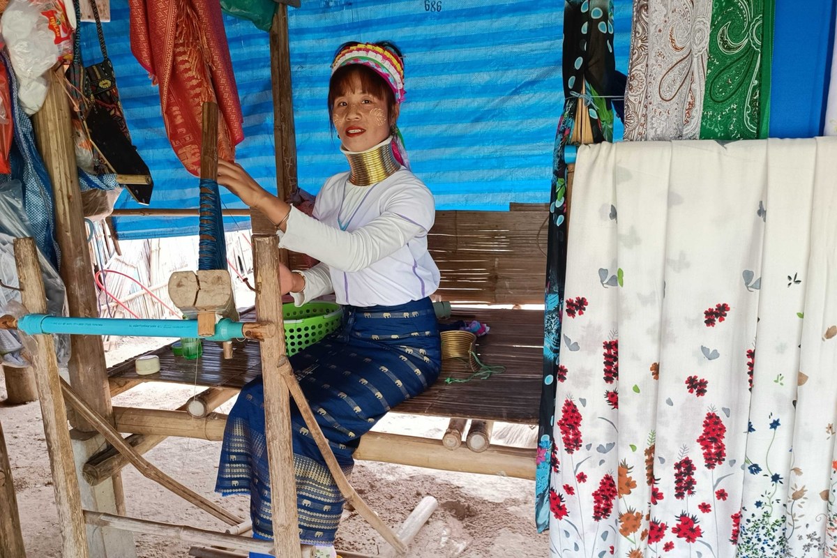 Hill tribe village visit