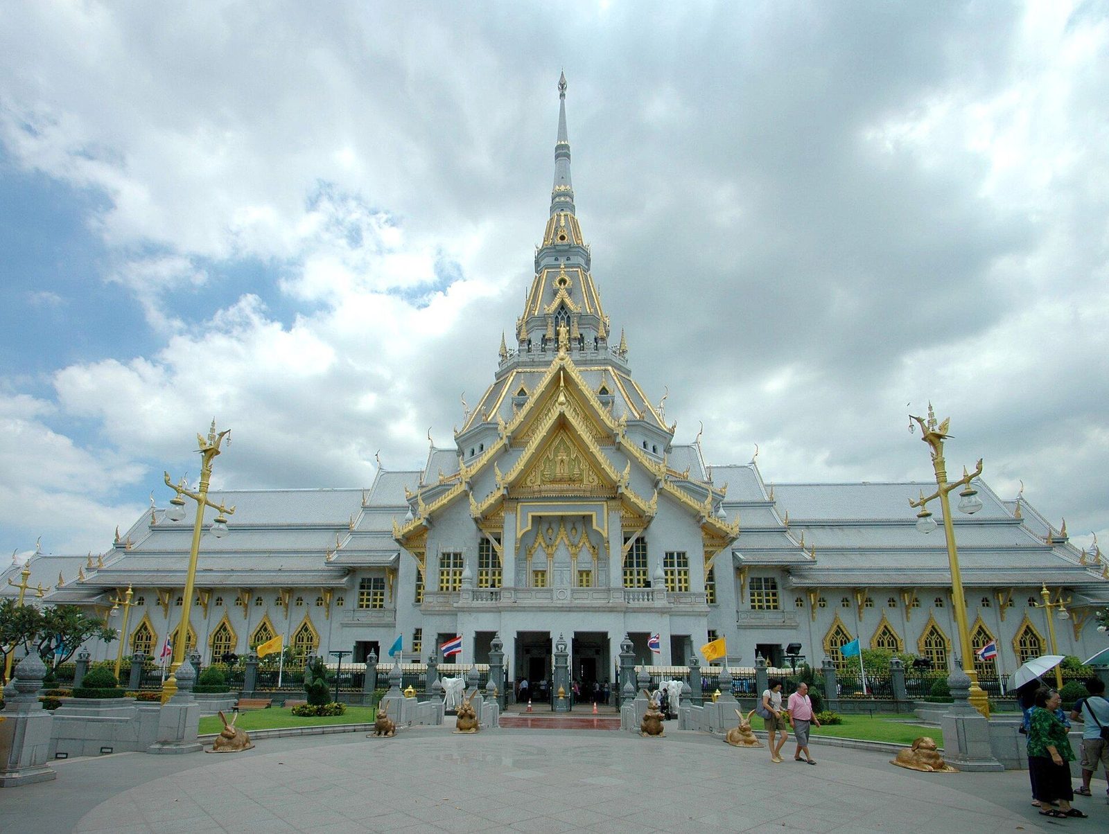 The ordination hall of Wat Sothon in Chachoengsao